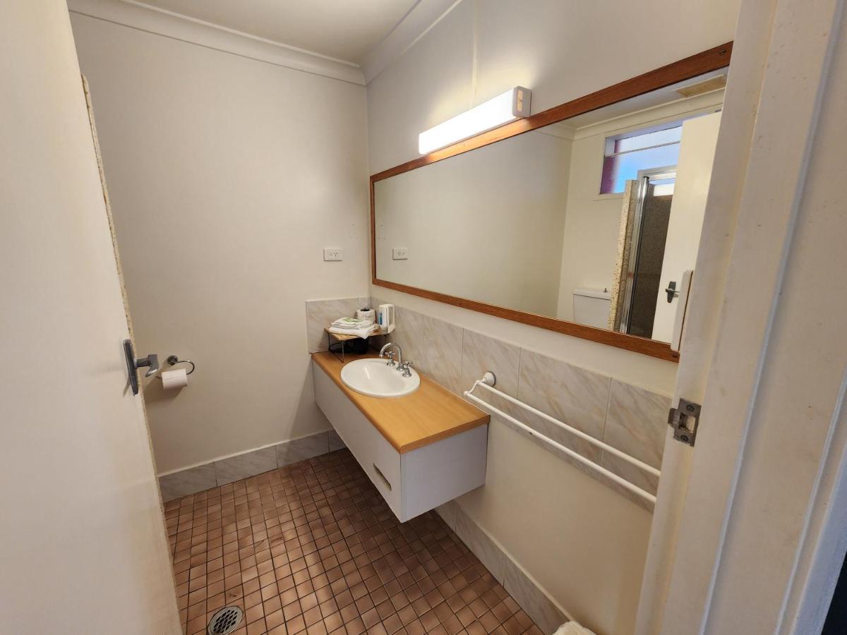 Hume Inn Motel Albury Cbd Exterior photo